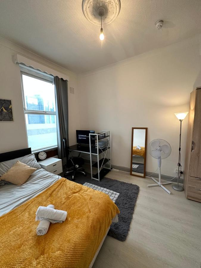 Superb Modern Flat In Kings Cross Διαμέρισμα Λονδίνο Εξωτερικό φωτογραφία